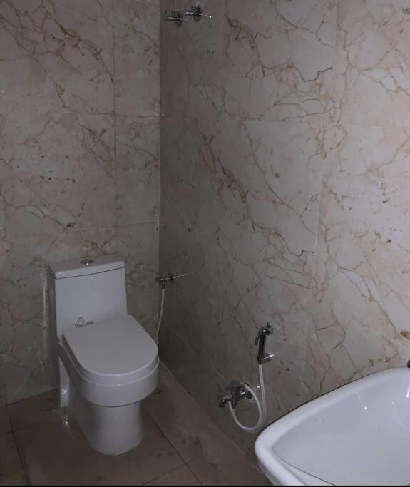Furnished Villa Near Airport, Away From City Bhopal Esterno foto